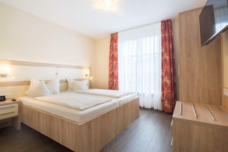 Gda Hotel Am Schlosspark Bad Homburg vor der Höhe Esterno foto